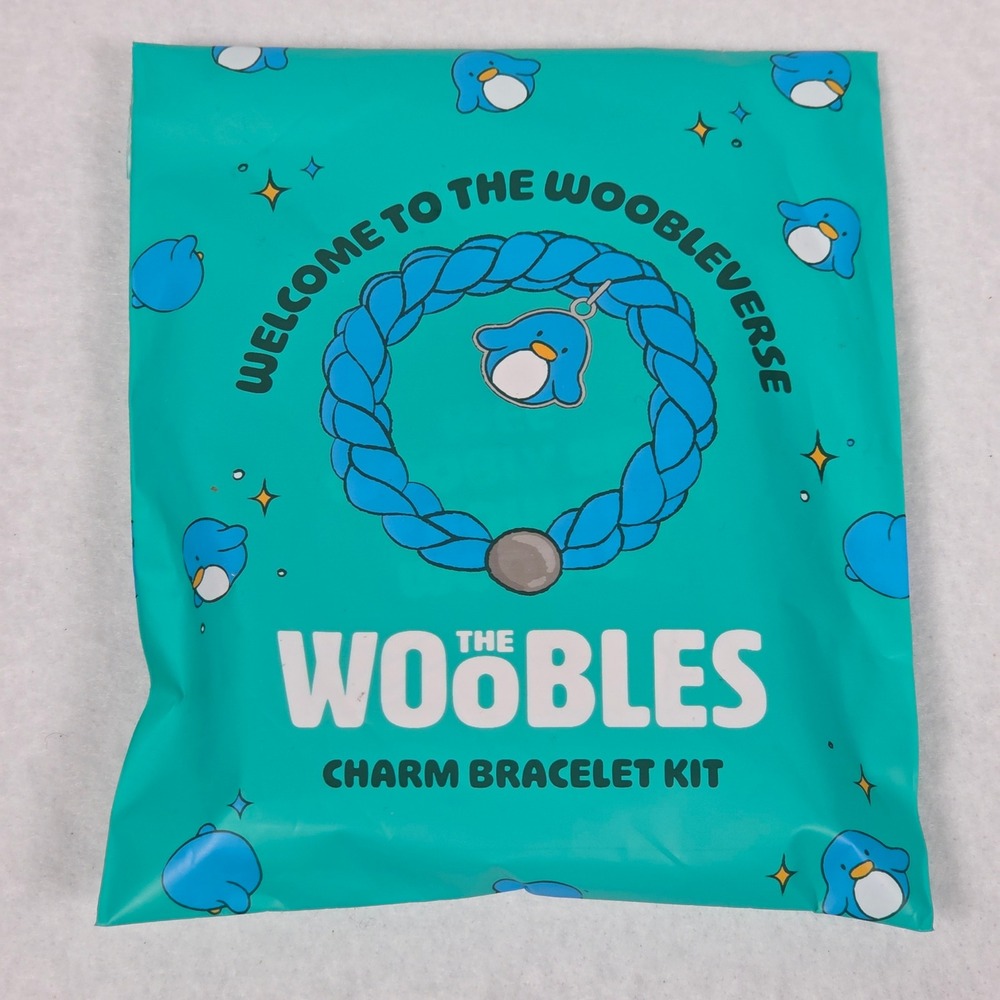 New The Woobles Charm Bracelet Kit And Tin Blue Pierre Penguin Sealed Rare‎